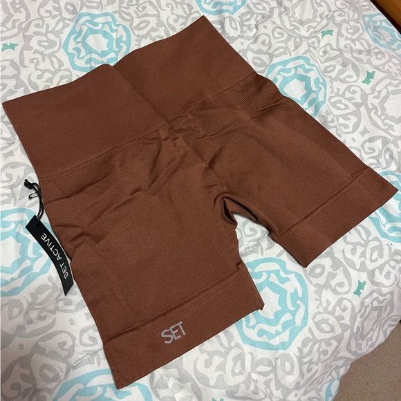 NWT Set Active Brown Bike Shorts Size Small - Picture 4 of 5